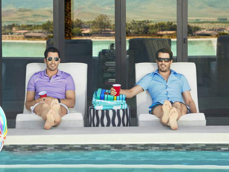 poolside seating for the Property Brothers at Home collection HGTV